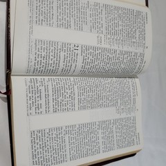 Tyndale THE LIVING BIBLE Reference Ed. Paraphrased Red Leather Bound – Nice!