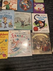 Lot of 20 Kids Children’s Books Toddler Preschool Early Readers Random Bundle