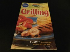 Pillsbury “Grilling” Cookbook July 2003 #269 – 94 pages – Great Recipes!