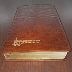 OPEN BIBLE PROPHECY EDITION HOLY BIBLE KJV GENUINE LEATHER GODS NEWS BEHIND NEWS