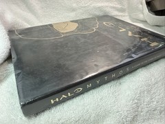 Clean Copy – Bloomsbury Art Books Halo Mythos – A Guide to the Story of Halo