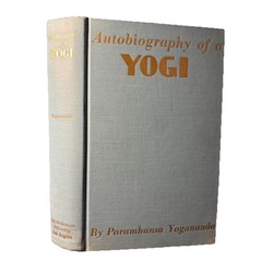 Autobiography of a Yogi Paramhansa Yogananda 1955 6th Ed
