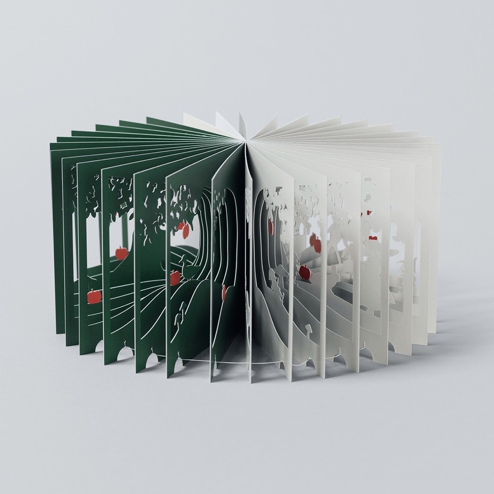SNOW WHITE 360°BOOK 3D Gimmick Pop Up Book Yusuke Oono Seigensha
