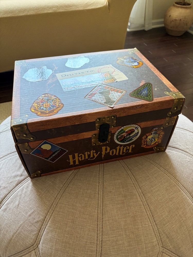 Harry Potter Boxed Set Hardcover Books 1-7 in Trunk Chest Limited Edition