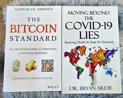 2 book’s combo The Bitcoin Standard , Moving Beyond theCovid-19 Lies👌👌👍pb.