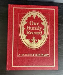 Our Family Tree Record Book 1977 A HISTORY OF OUR FAMILY Poplar Books